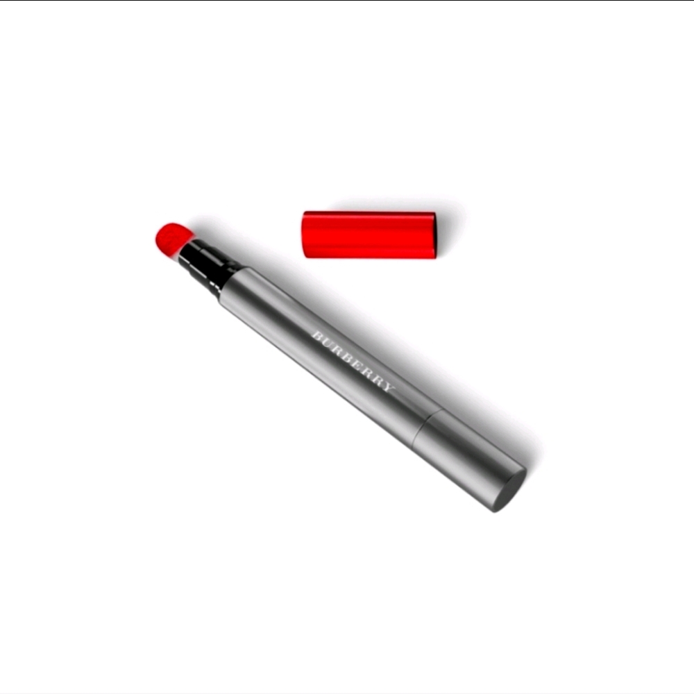 NEW Burberry velvet lip crush Military Red